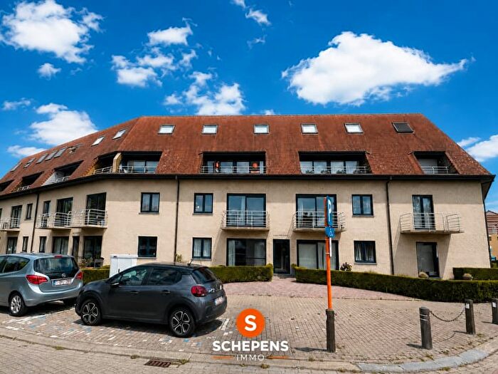 10-kamerappartement te koop in De Haan