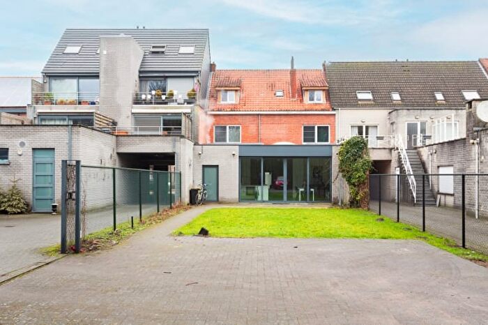 18-kamerhuis te koop in Essen