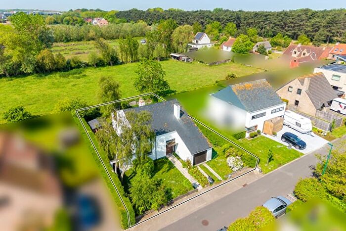 12-kamerhuis te koop in De Haan