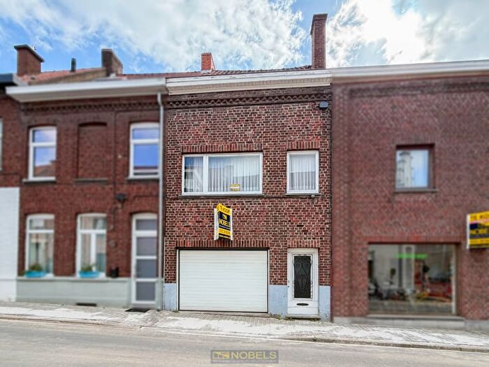 11-kamerhuis te koop in Ronse