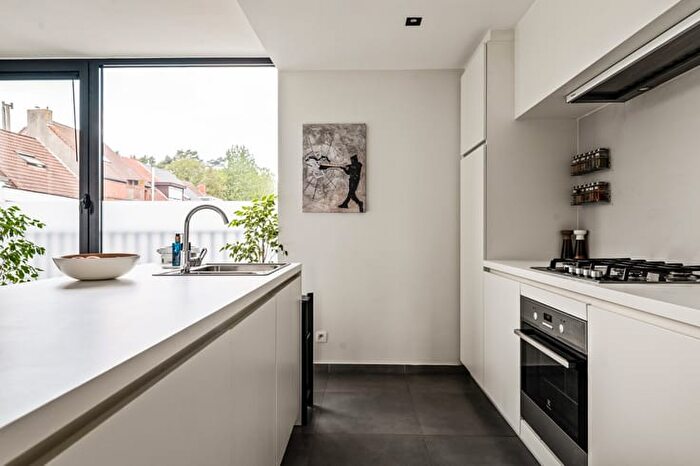 12-kamerhuis te koop in Schoten