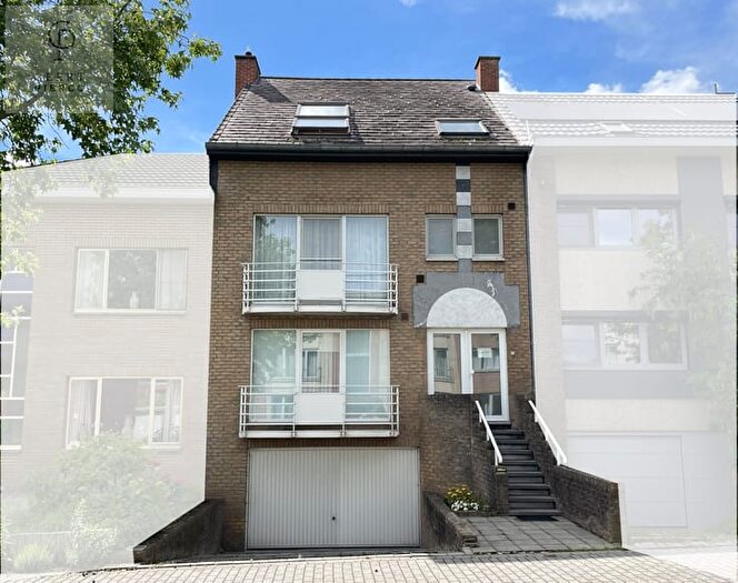 8-kamerappartement te koop in Landen