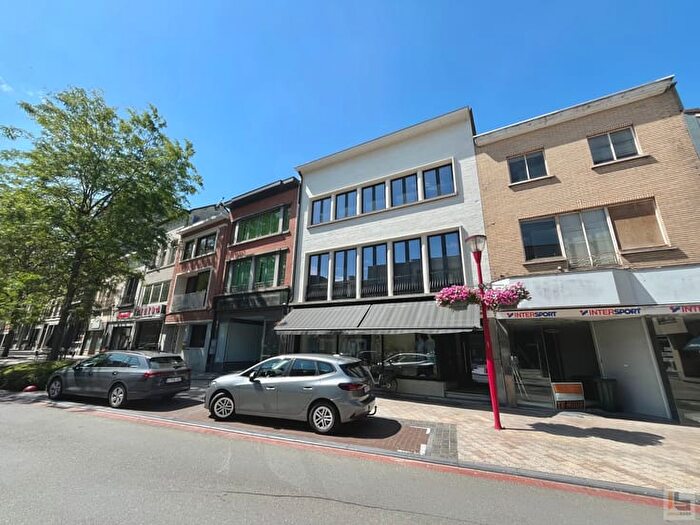 8-kamerappartement te huur in Ronse