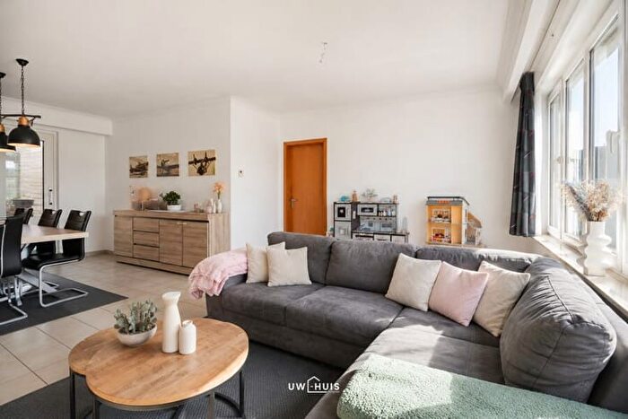 3-kamerappartement te koop in Burcht