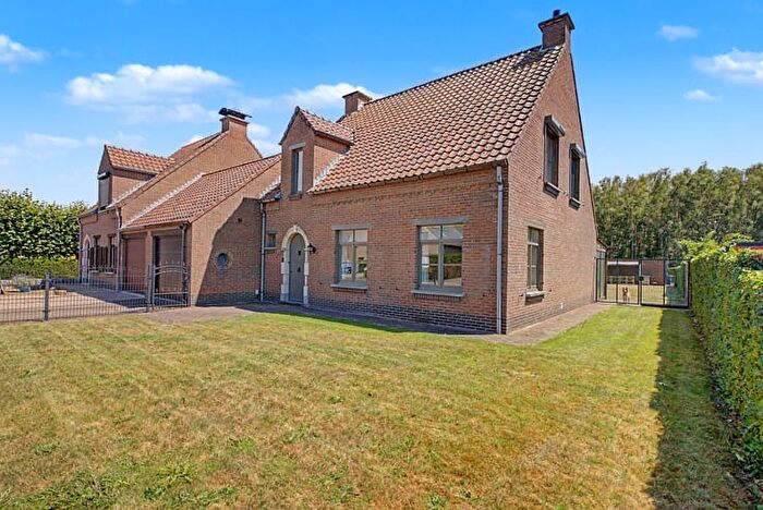 3-kamerhuis te koop in STEKENE