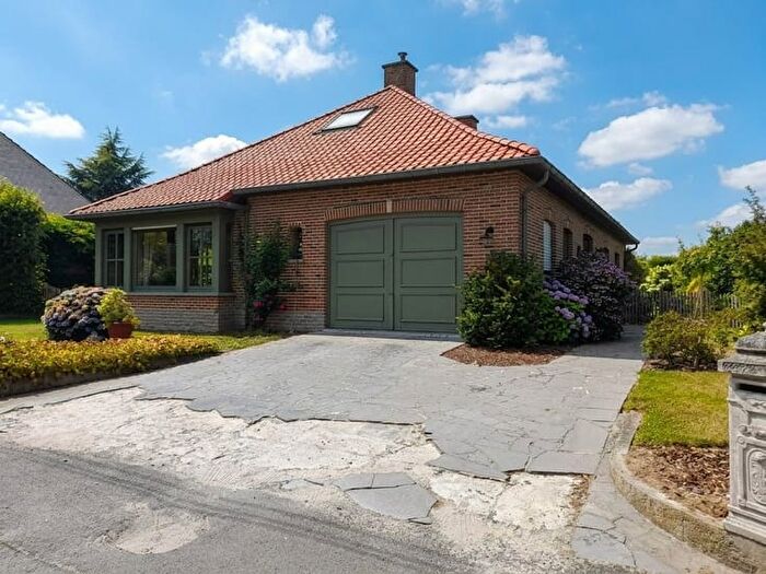 16-kamerhuis te koop in Zottegem