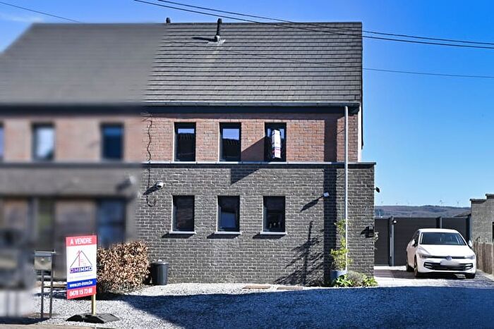 13-kamerhuis te koop in Jemeppe-sur-Sambre