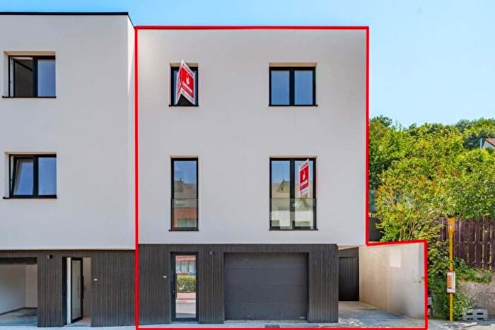 10-kamerhuis te koop in Mont-saint-guibert