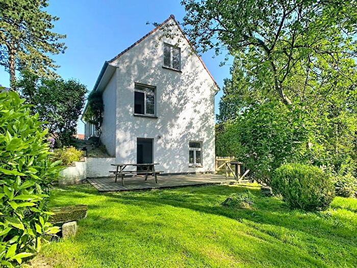 4-kamerhuis te koop in LA HULPE