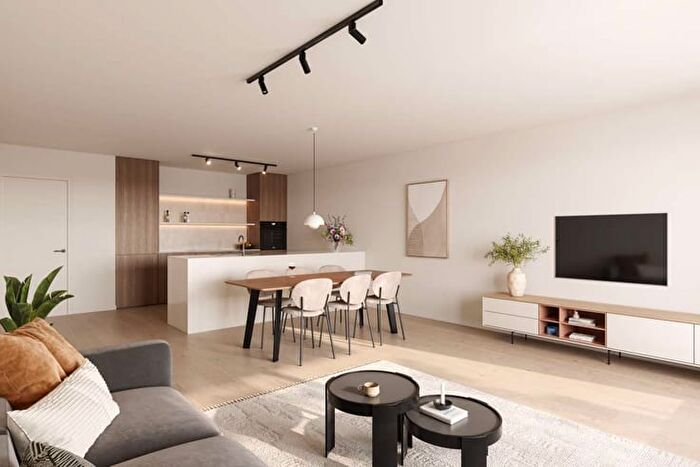 8-kamerappartement te koop in Sint-Andries