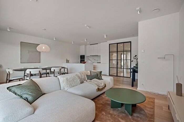 11-kamerappartement te koop in Roeselare