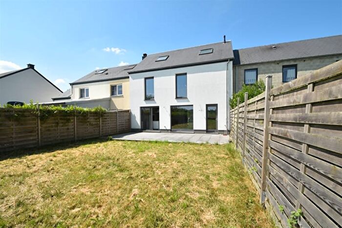 6-kamerhuis te koop in IZEL