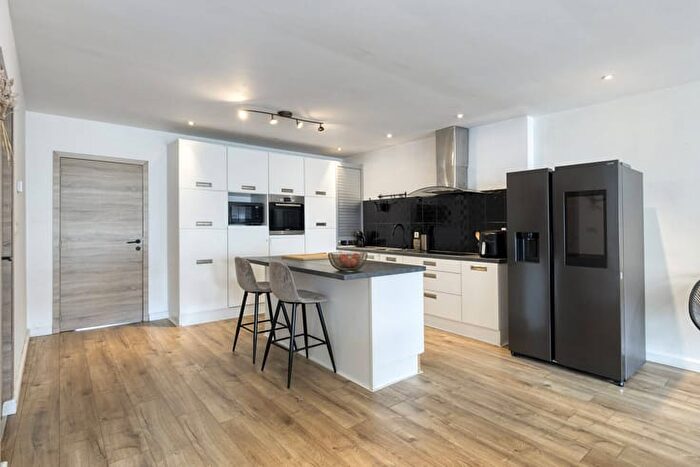 Huizen Koop Huur - 3