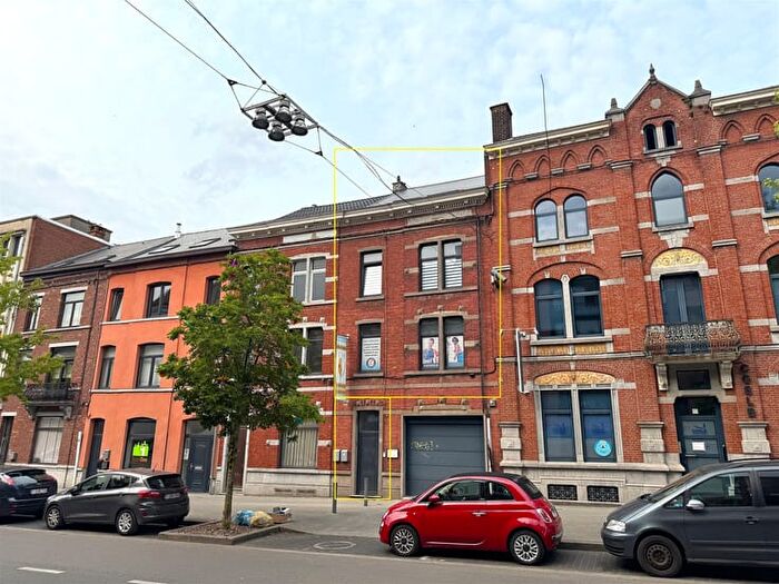 4-kamerhuis te koop in La Louvière