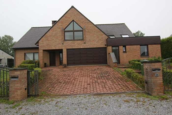 4-kamerhuis te koop in Ham-sur-Heure-Nalinnes