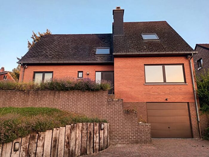 10-kamerhuis te koop in Andenne