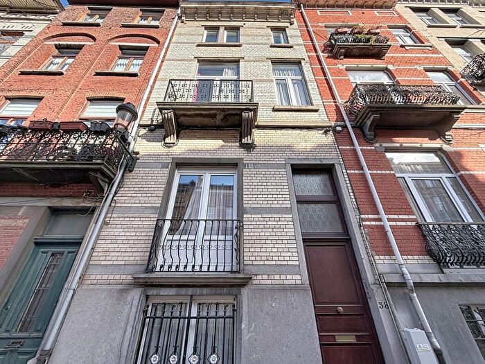 8-kamerhuis te koop in Schaerbeek