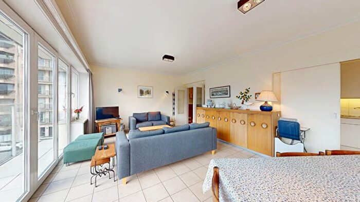 13-kamerappartement te koop in Duinbergen