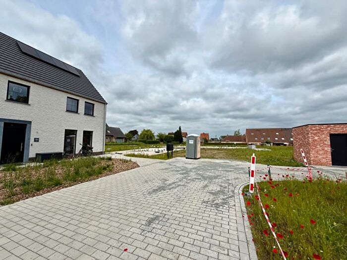 12-kamerhuis te koop in Asper