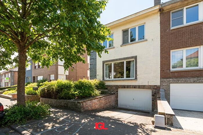 14-kamerhuis te koop in Sint-Pieters-Leeuw