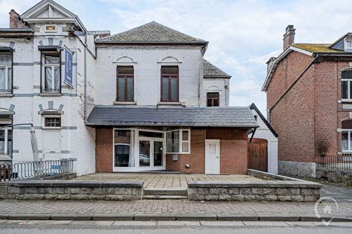 4-kamerhuis te koop in Hastière