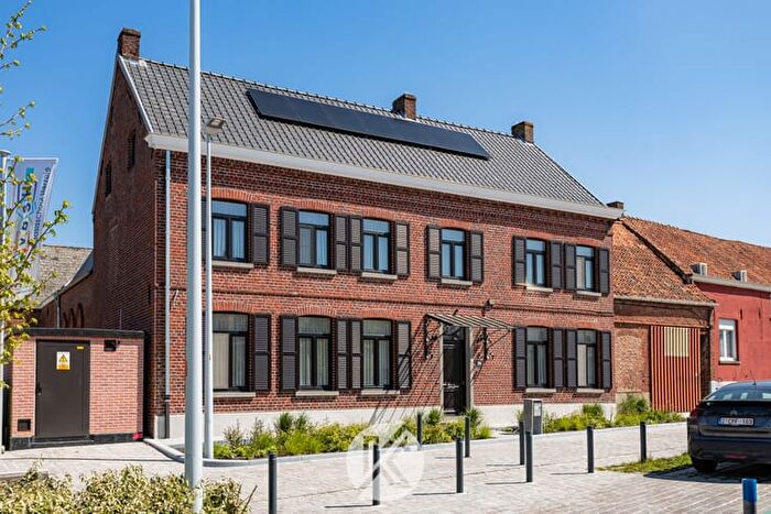 16-kamerhuis te huur in Woubrechtegem
