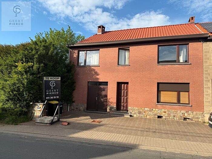 14-kamerhuis te koop in Landen
