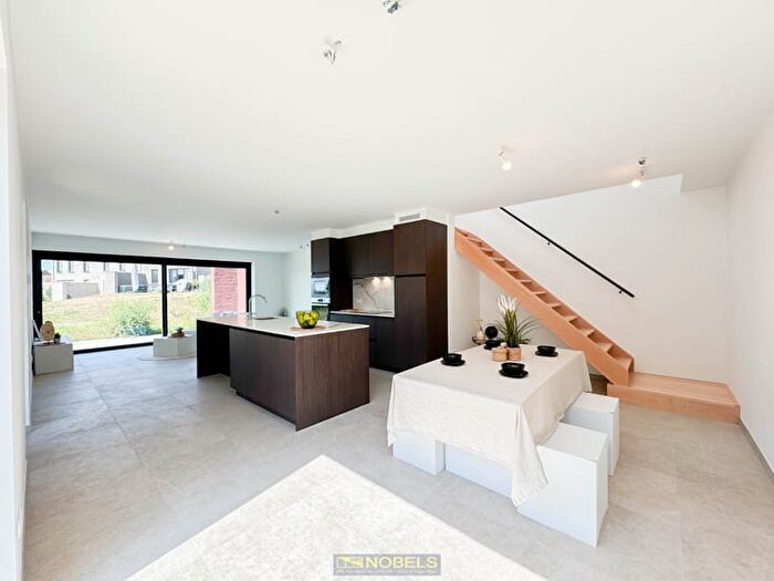 17-kamerhuis te koop in Ronse
