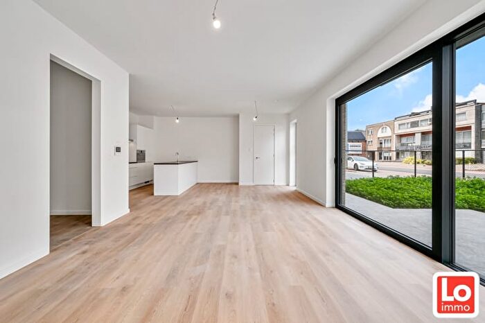 8-kamerappartement te koop in Zeveneken