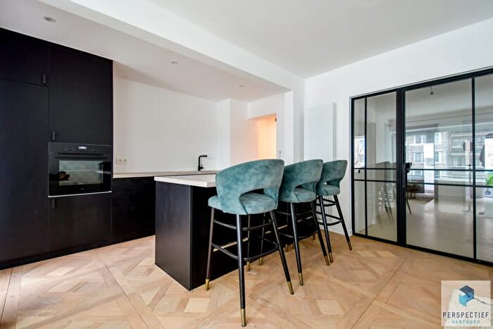 9-kamerappartement te koop in Oostende