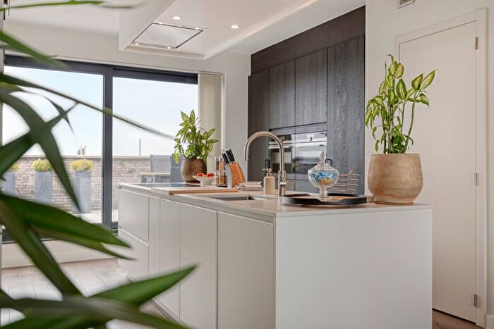 13-kamerappartement te koop in Deurne (2100)