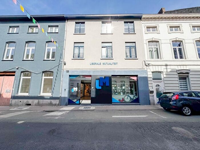 9-kamerappartement te huur in Geraardsbergen