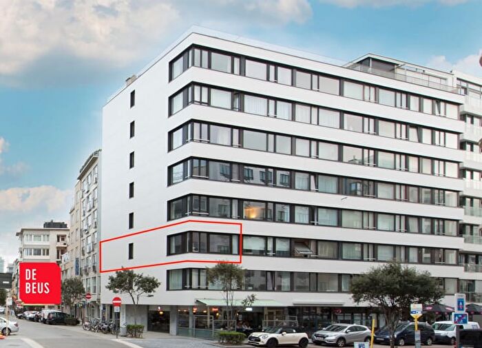 9-kamerappartement te koop in Oostende