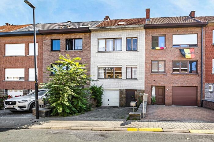 4-kamerhuis te koop in Sint-Pieters-Leeuw