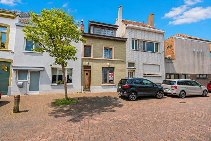12-kamerhuis te koop in Oostende
