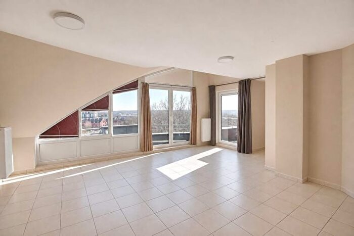 5-kamerappartement te huur in Charleroi