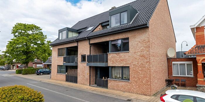 12-kamerappartement te koop in Balen