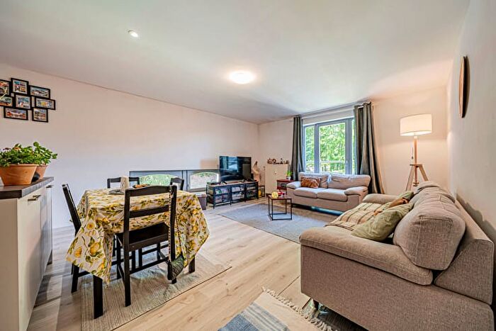 8-kamerappartement te koop in Bassenge