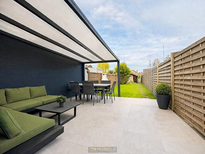 12-kamerhuis te koop in Sint-Eloois-Vijve