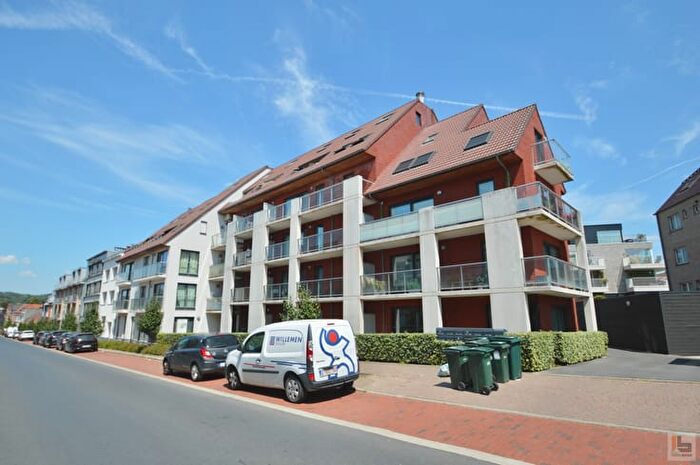 10-kamerappartement te huur in Ronse