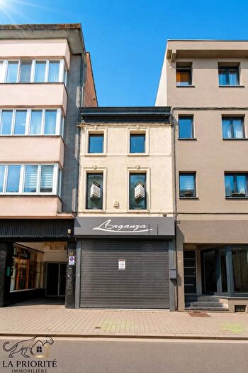 8-kamerhuis te koop in La Louvière