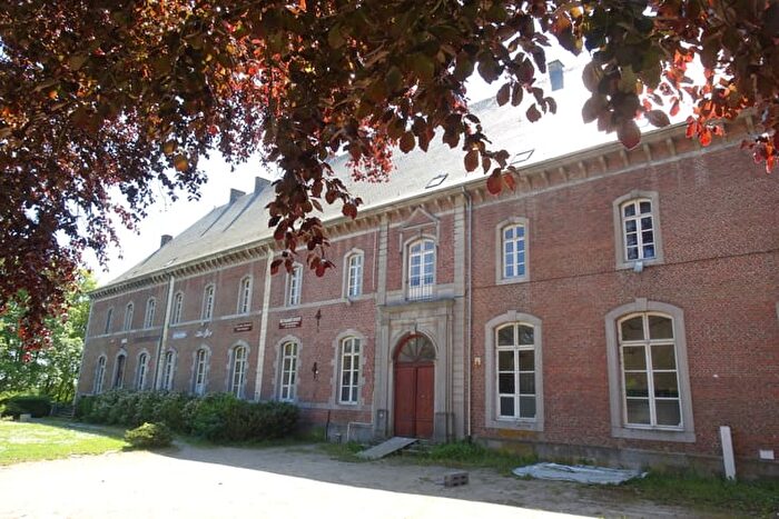 Huis te koop in Mettet