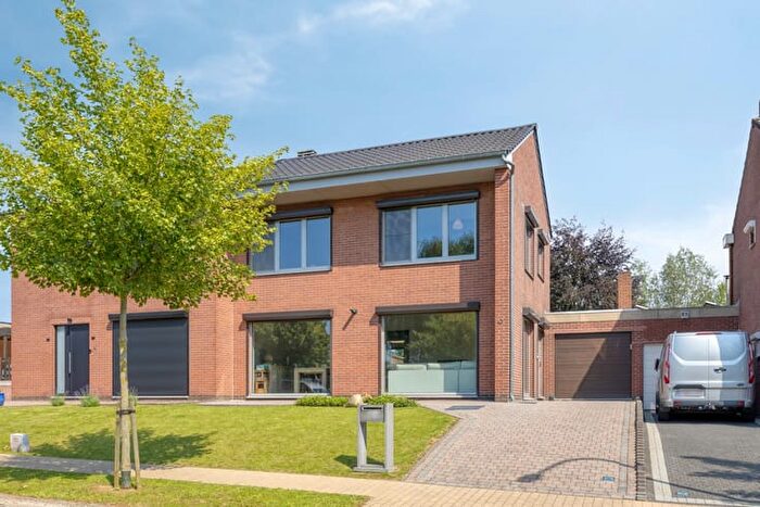 12-kamerhuis te koop in Landen