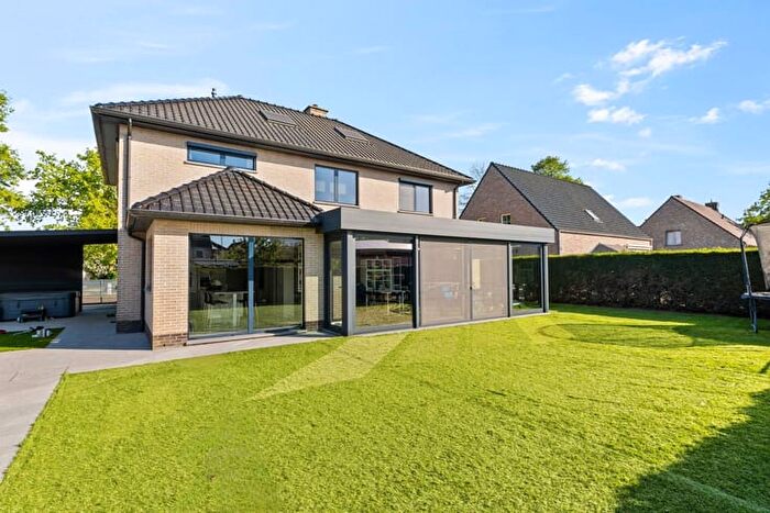 4-kamerhuis te koop in STEKENE
