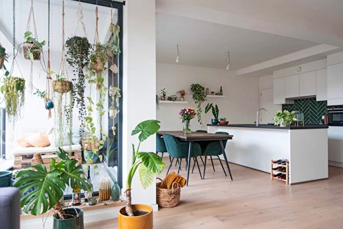 9-kamerappartement te koop in Antwerpen (2060)