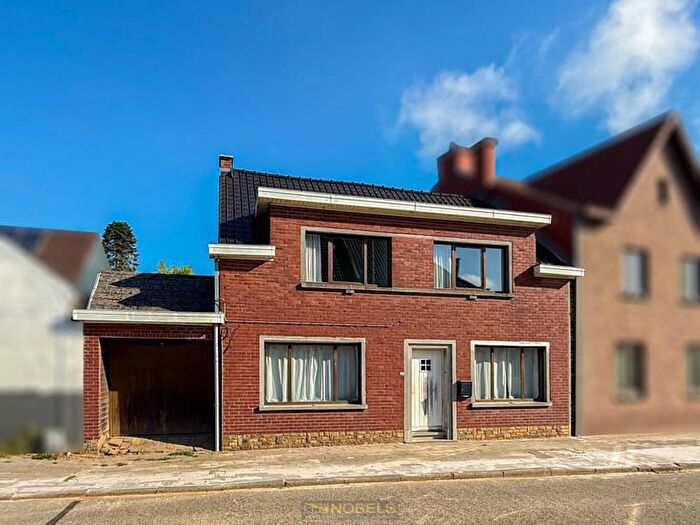 17-kamerhuis te koop in Zottegem
