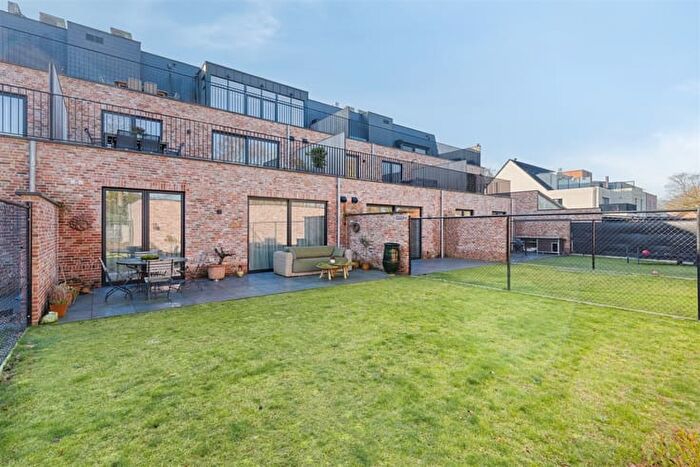 Huizen Koop Huur - 2