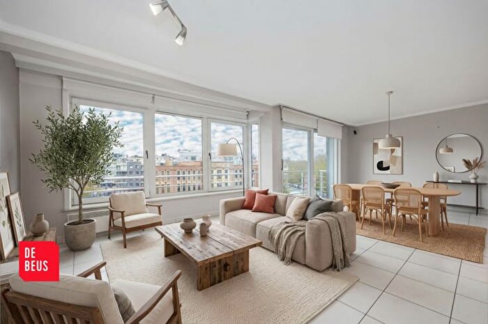 10-kamerappartement te koop in Oostende