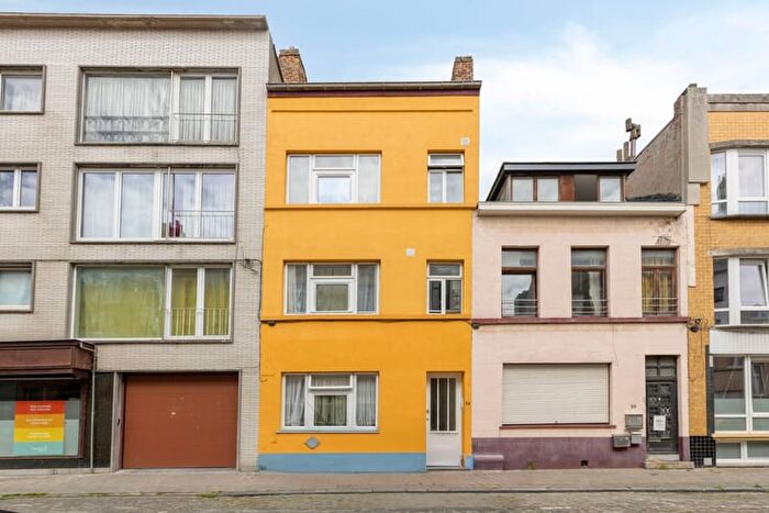 18-kamerappartement te koop in Oostende