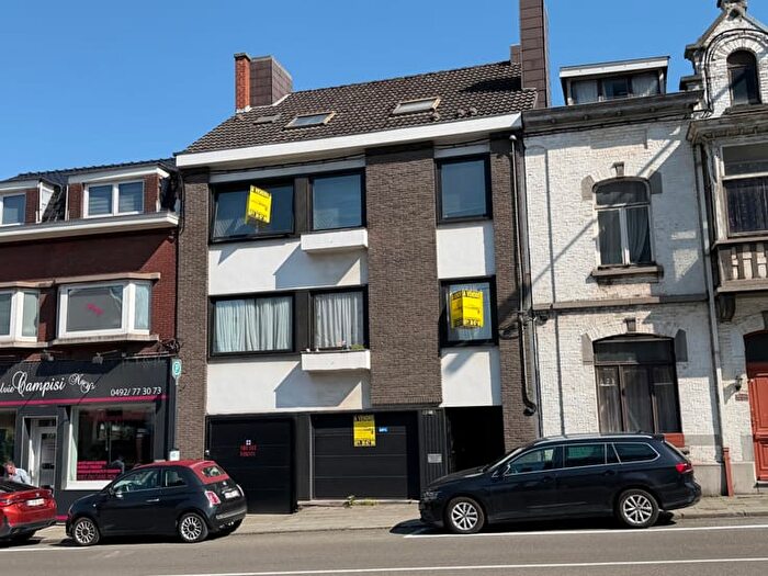 7-kamerhuis te koop in Mont-sur-Marchienne